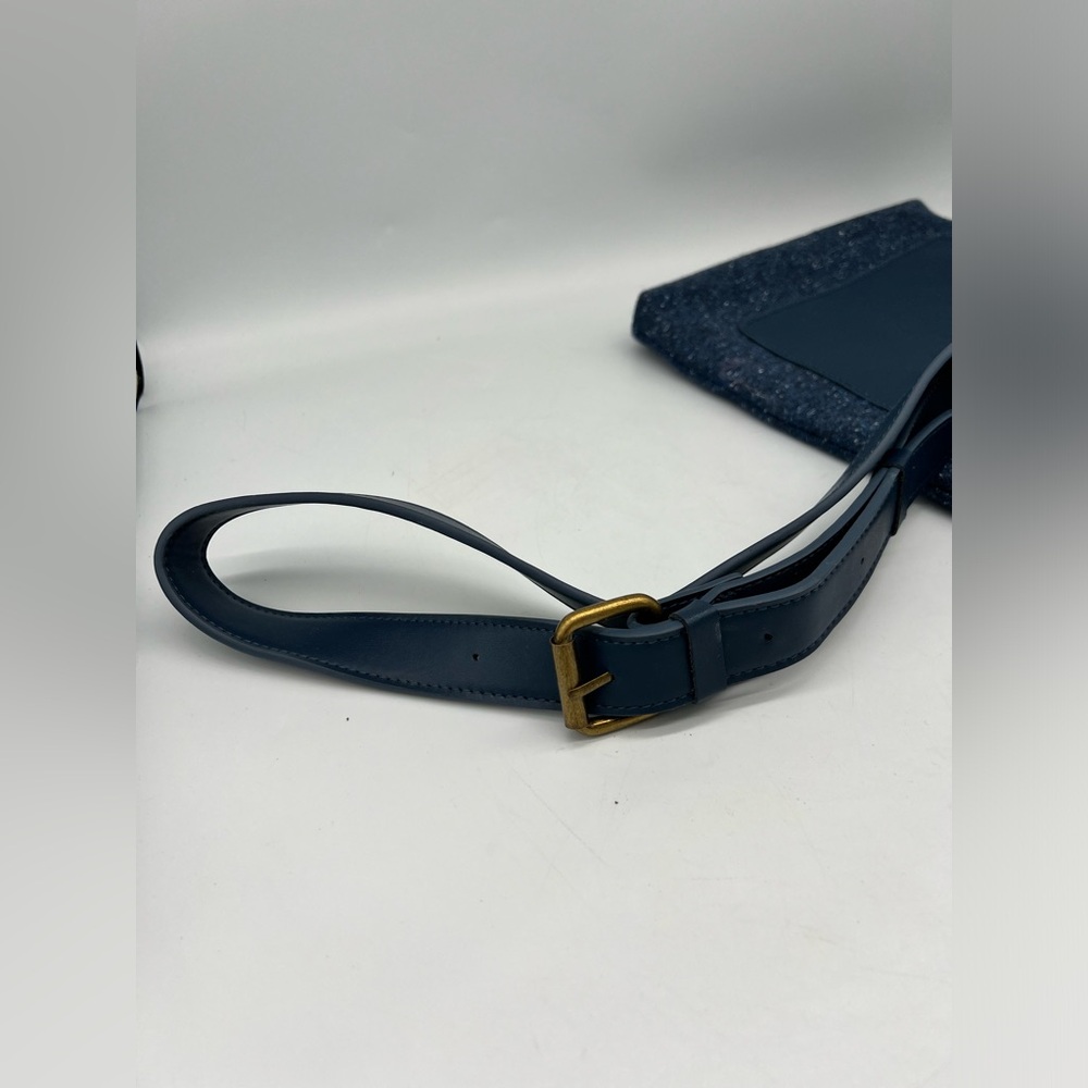 Aran Kerry Tweed Blue Messanger Bag - Picture 11 of 12